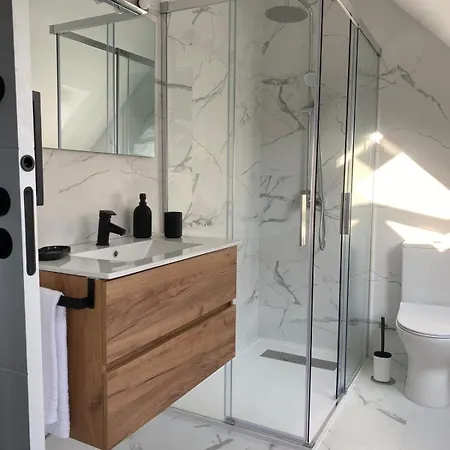 Valentina Rodas アパート